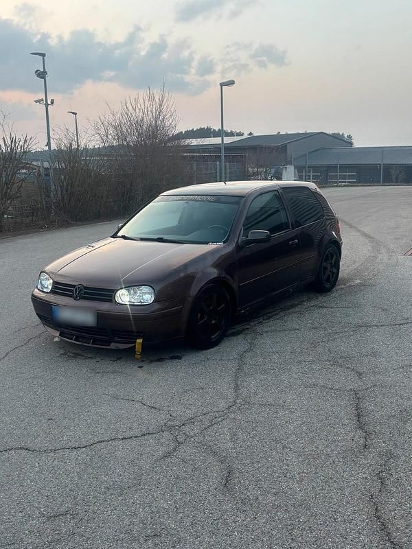 Gebraucht VW Golf 105 PS (77 kW) 2000 Braun Coupé
