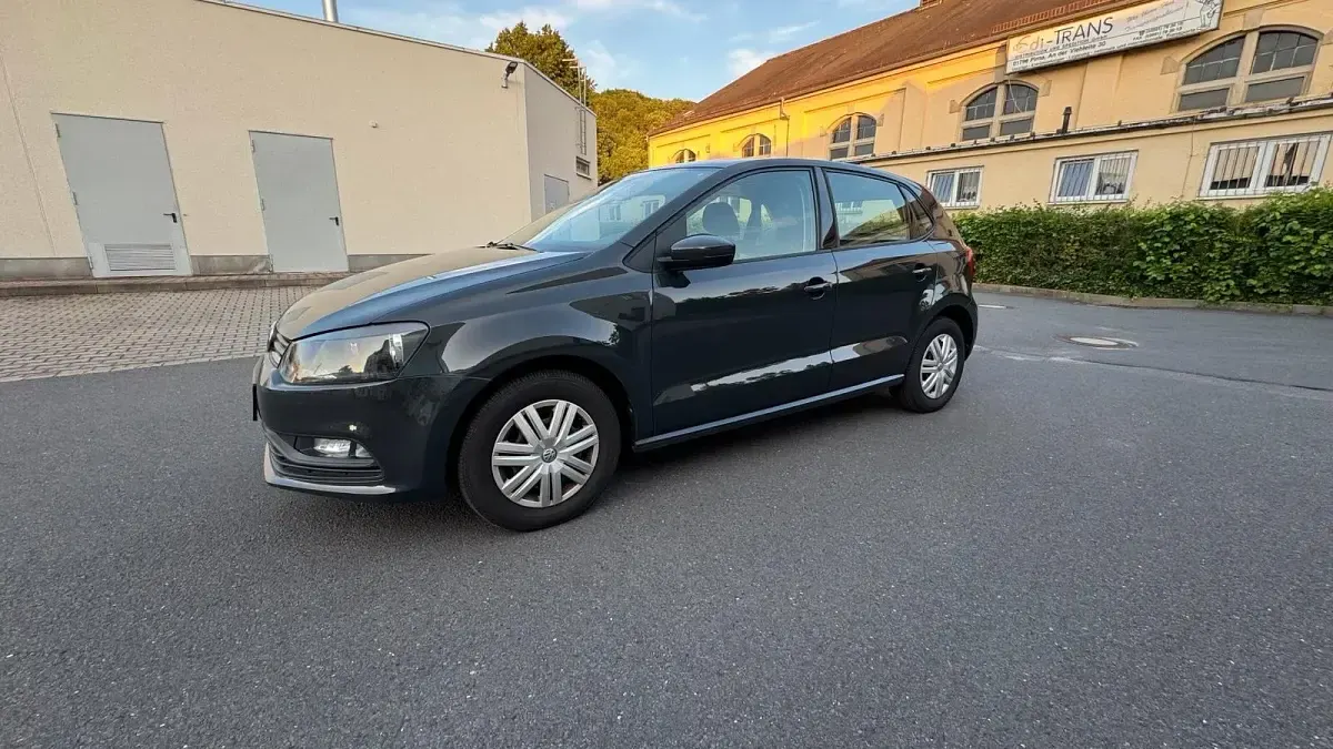 Gebraucht VW Polo Trendline 60 PS (44 kW) 2016 Grau Limousine