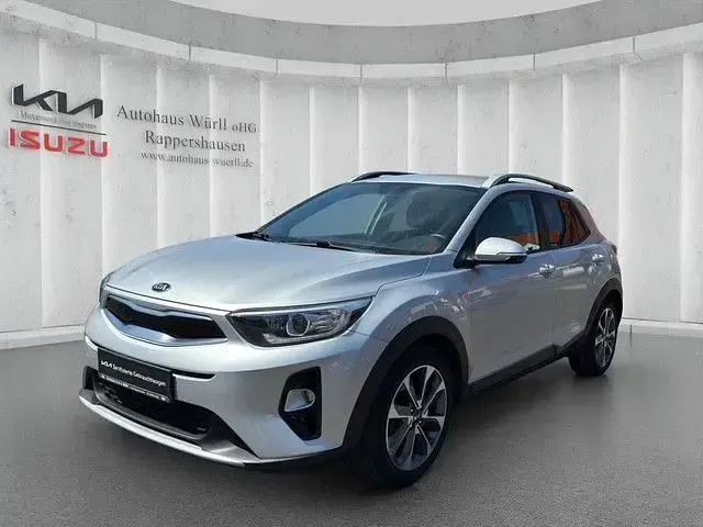 Używany Kia Stonic Vision 116 KM (85 kW) 2020 Srebrny SUV