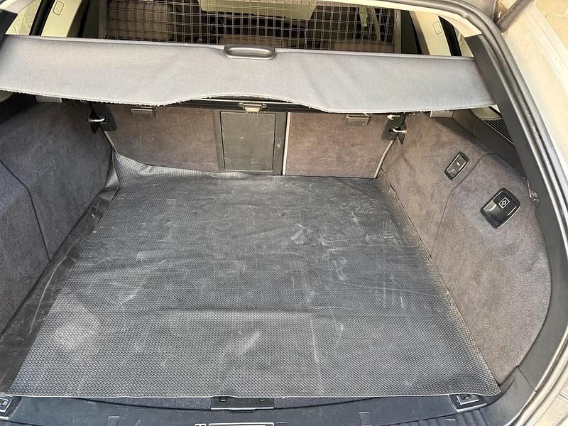 Gebraucht BMW 525 177 PS (130 kW) 2005 Silber Kombi