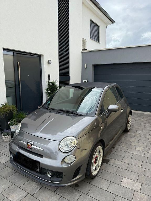 Grau Gebraucht 2012 Abarth 500 Kleinwagen | 10.900 € (Fairer Preis) - Bild 1/4