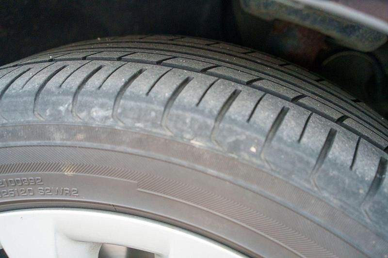 Gebraucht Skoda Superb Ambition 140 PS (102 kW) 2014 Schwarz Kombi