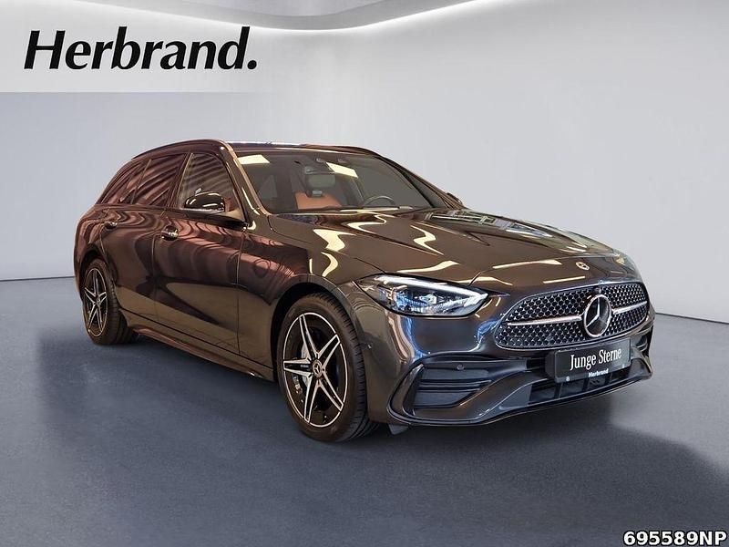 Gebraucht Mercedes C300e AMG line 204 PS (150 kW) 2023 Metalliclack graphitgrau Kombi
