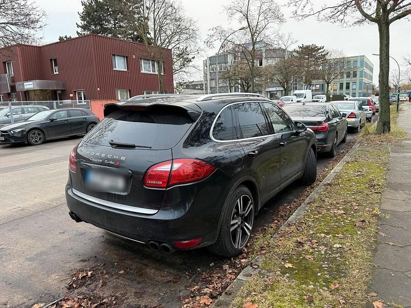 Gebraucht Porsche Cayenne Turbo 500 PS (367 kW) 2011 Schwarz SUV