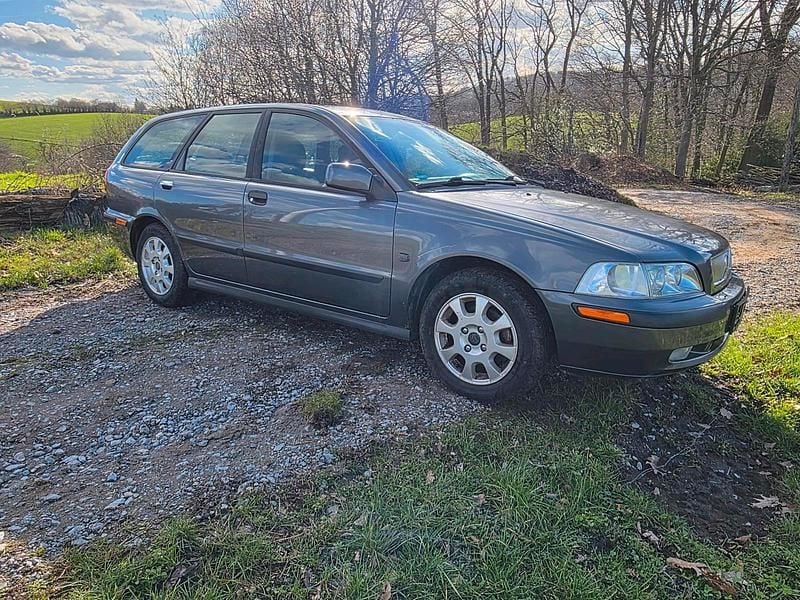 Gebraucht Volvo V40 122 PS (89 kW) 2002 Kombi