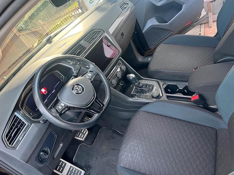 Gebraucht VW Tiguan IQ Drive 150 PS (110 kW) 2019 Schwarz SUV