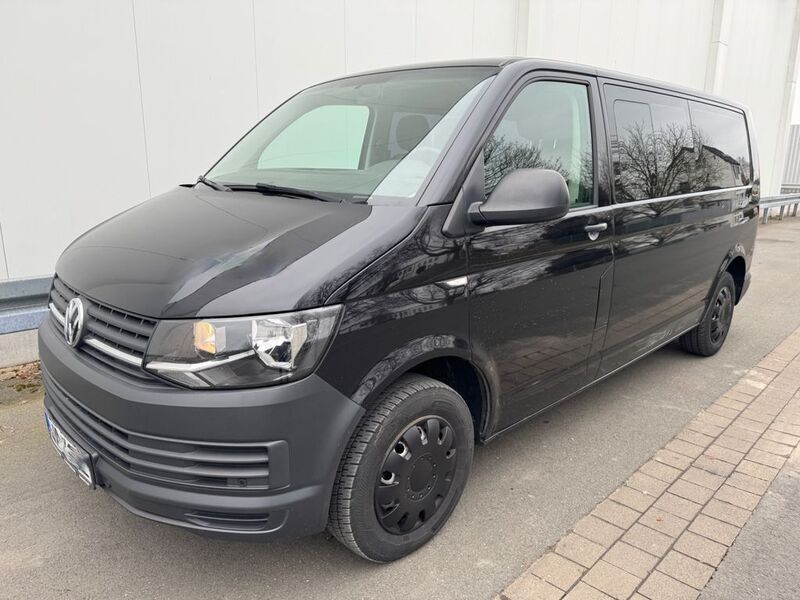 Schwarz Gebraucht 2017 VW T6 Van | 16.000 € - Bild 1/4