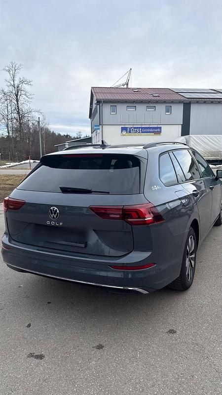 Gebraucht VW Golf VIII Goal 115 PS (84 kW) 2025 Grau Kombi