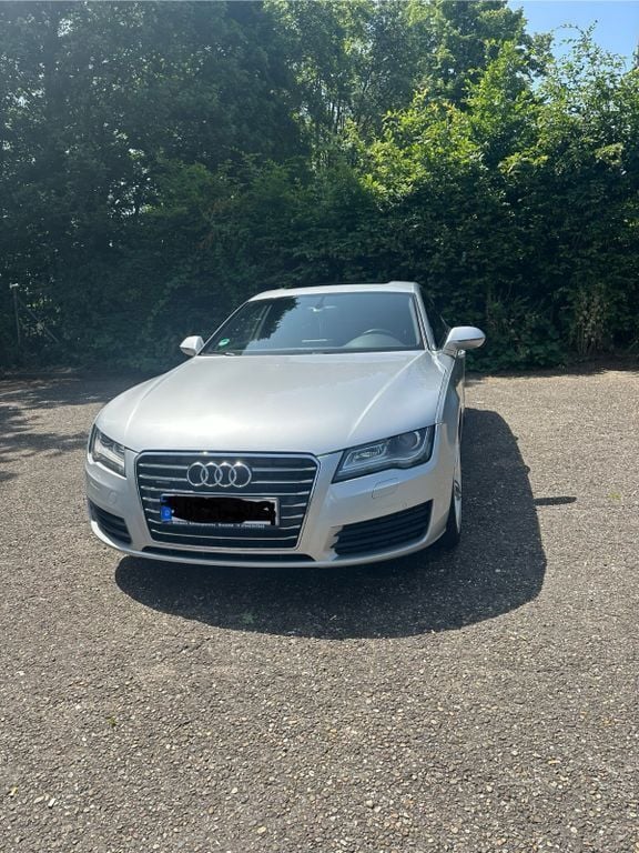 Silber Gebraucht 2011 Audi A7 Sportback S-Line Kleinwagen | 15.000 € (Fairer Preis) - Bild 1/4