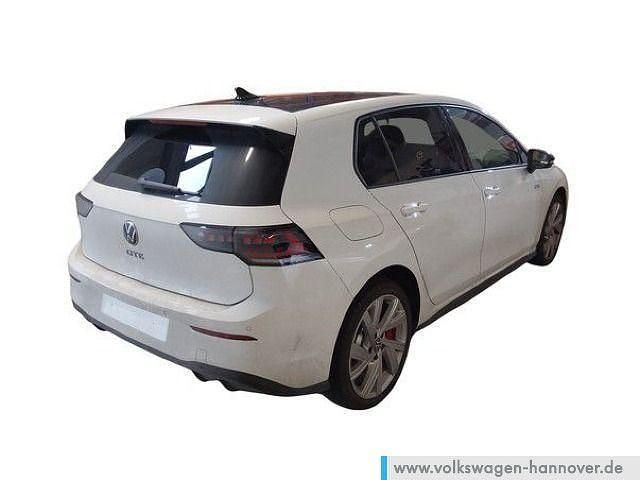 Gebraucht VW Golf VIII GTE 272 PS (200 kW) 2025 Pure white/schwarz Limousine
