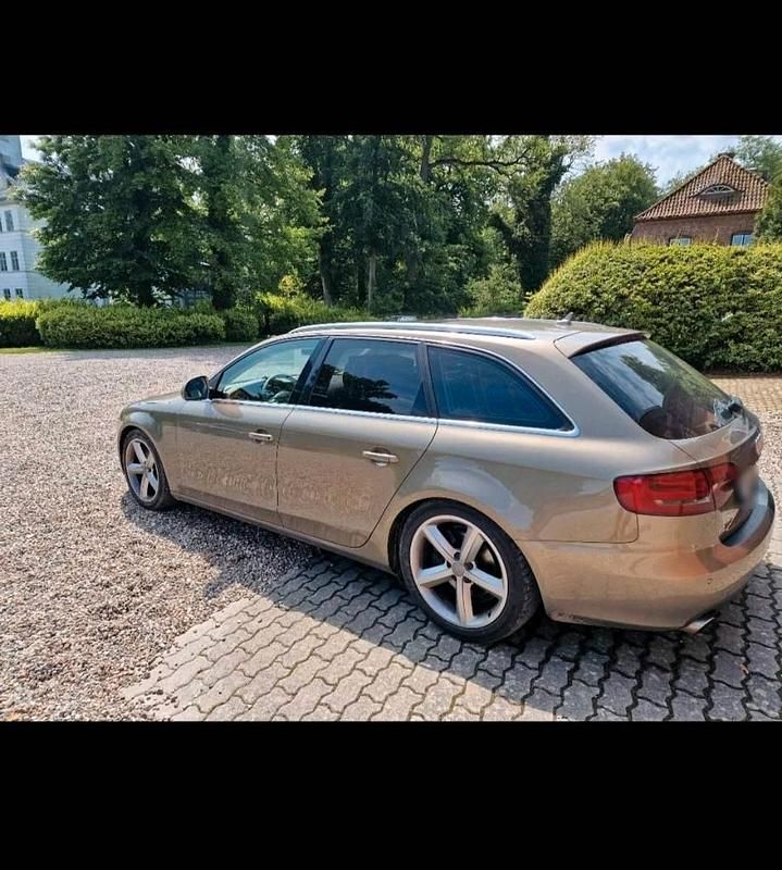 Gebraucht Audi A4 265 PS (194 kW) 2009 Beige Kombi