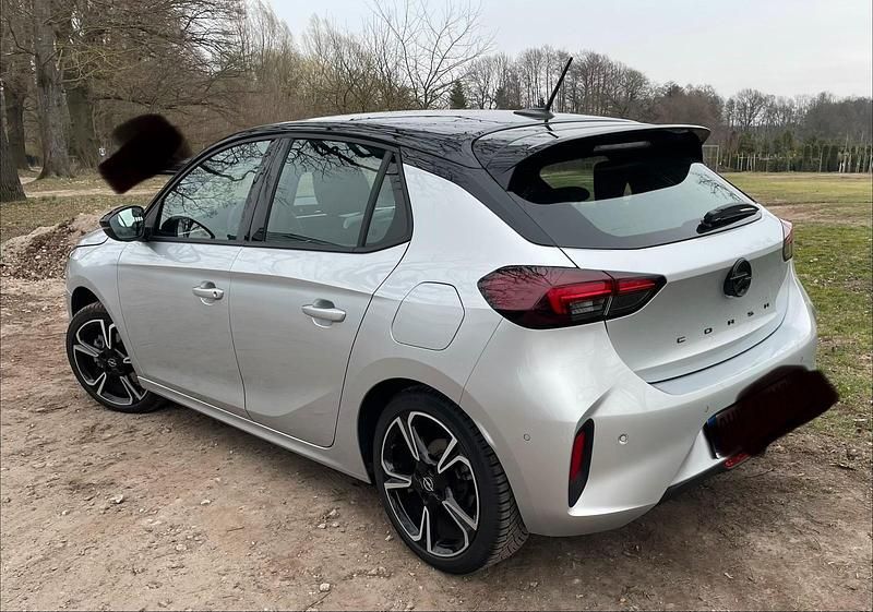 Gebraucht Opel Corsa 101 PS (74 kW) 2024 Silber Kleinwagen