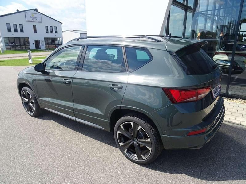 Neu Cupra Ateca 150 PS (110 kW) 2025 Dark forest grün (metallic) SUV