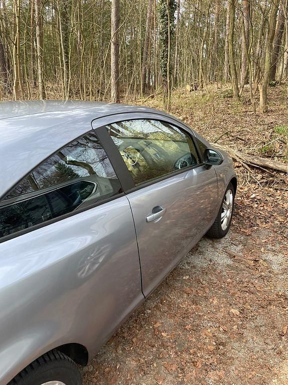 Gebraucht Opel Corsa Innovation 60 PS (44 kW) 2009 Silber Kleinwagen