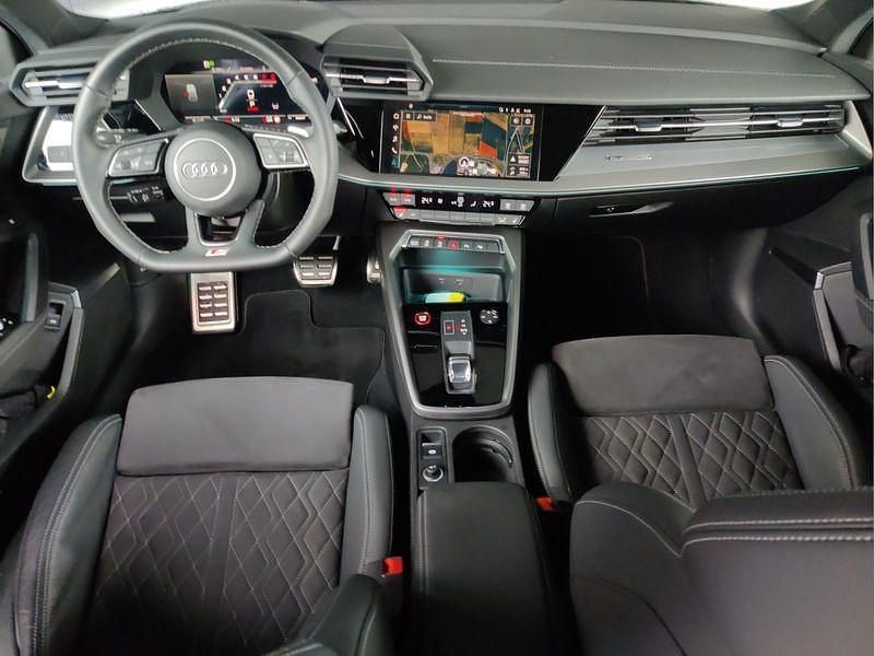 Gebraucht Audi S3 Sportback 310 PS (228 kW) 2024 Grau Kleinwagen