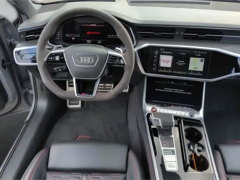 Używany Audi RS6 600 KM (441 kW) 2024 Szary Kombi
