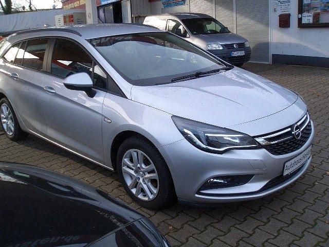 Gebraucht Opel Astra Edition 110 PS (80 kW) 2017 Silber Kombi