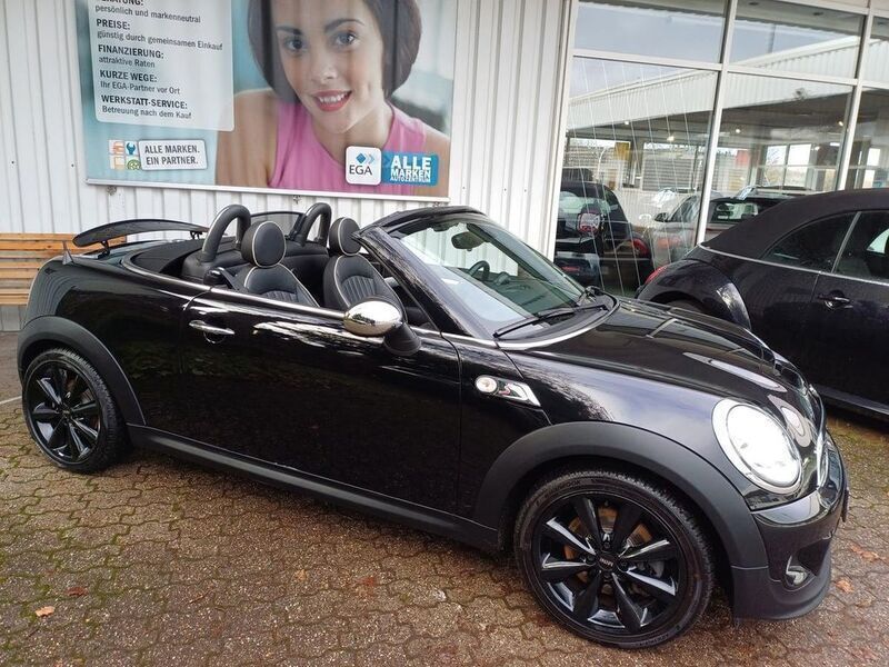 Schwarz metallic Gebraucht 2013 Mini Cooper S Cabriolet Cabrio | 13.478 € (Teuer) - Bild 1/4