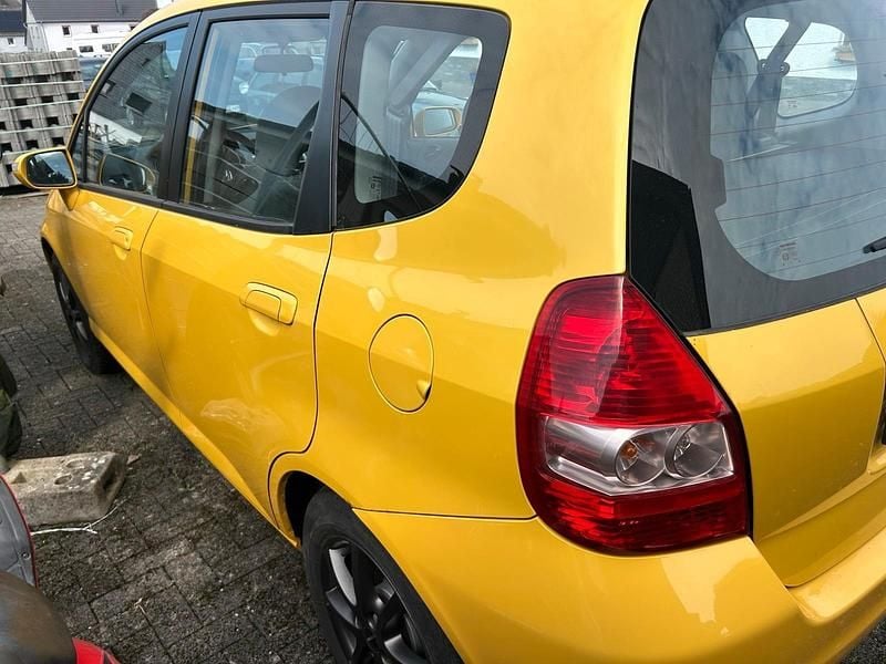 Gebraucht Honda Jazz 84 PS (61 kW) 2007 Gelb Kleinwagen