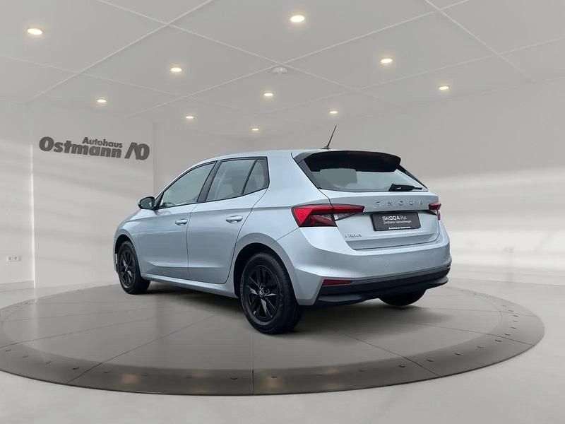 Gebraucht Skoda Fabia Selection 80 PS (58 kW) 2025 Brilliantsilber metallic Kleinwagen