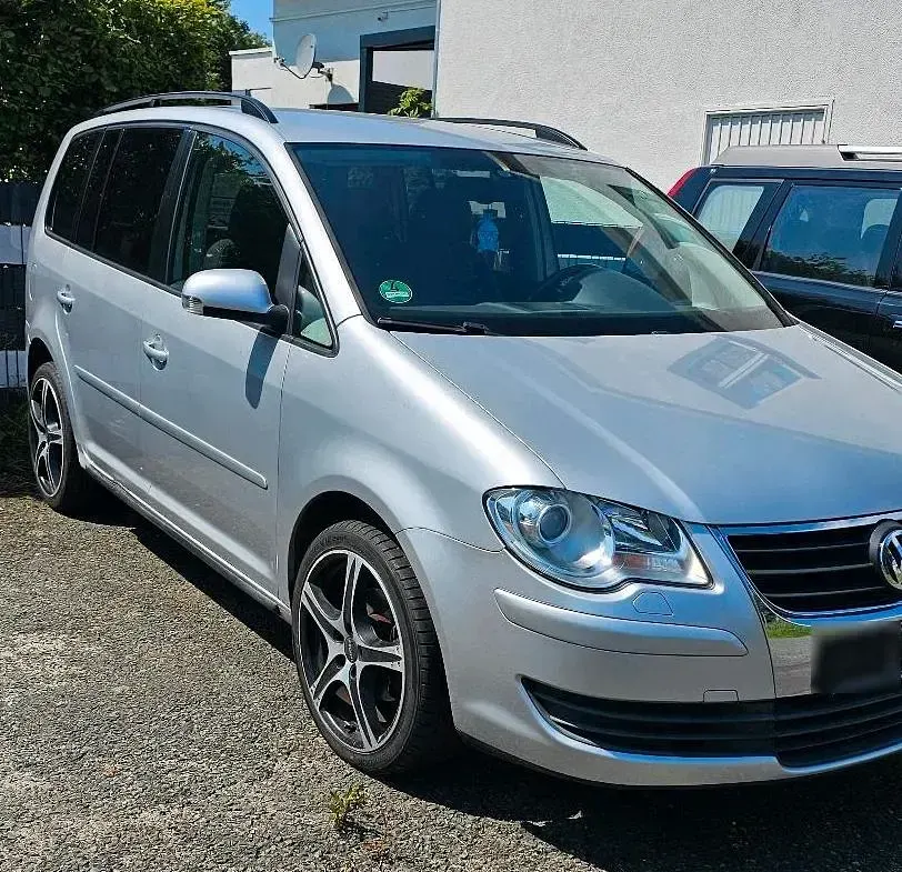 Gebraucht VW Touran 140 PS (102 kW) 2008 Silber Van / Kleinbus