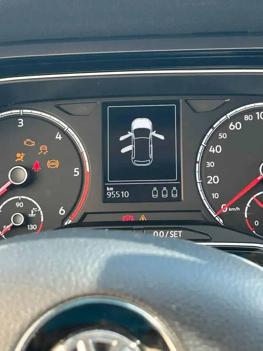 Gebraucht VW Polo Highline 95 PS (69 kW) 2019 Blau Kleinwagen