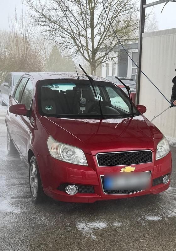 Second-hand Chevrolet Aveo 101 CP (74 kW) 2009 Roșu Hatchback