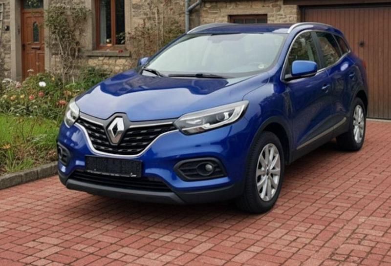 Blau Gebraucht 2019 Renault Kadjar LIMITED Deluxe SUV | 10.800 € (Fairer Preis) - Bild 1/4