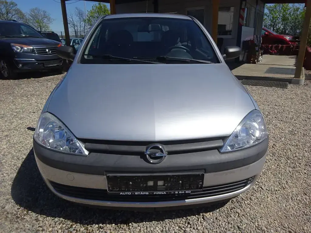 Usata Opel Corsa 58 CV (42 kW) 2000 Grigio Berlina