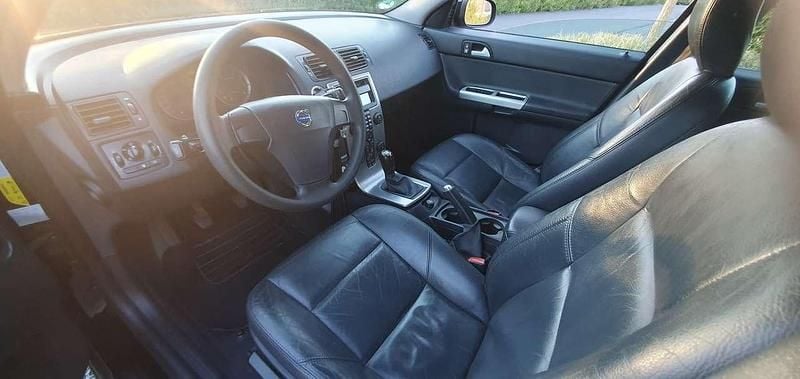 Gebraucht 2007 Volvo V50 Kombi | 1.100 € (Superpreis) - Bild 1/4