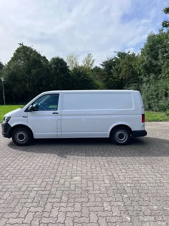 Gebraucht VW Transporter 102 PS (75 kW) 2019 Weiß Van