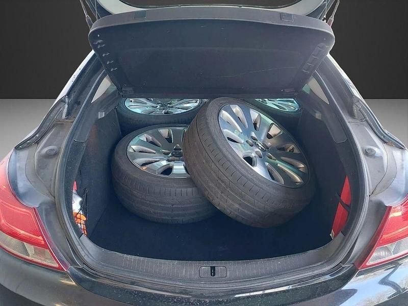 Gebraucht Opel Insignia Innovation 194 PS (142 kW) 2013 Schwarz Limousine