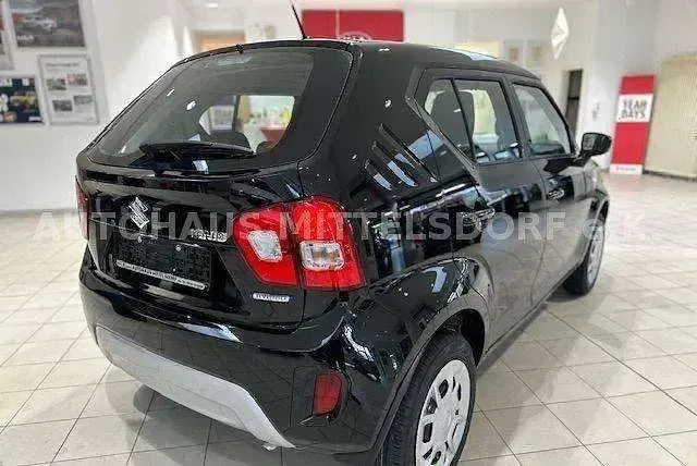Gebraucht Suzuki Ignis Club 83 PS (61 kW) 2024 Super black pearl metallic SUV