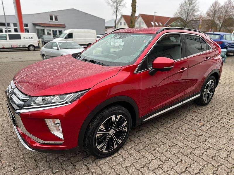 Gebraucht Mitsubishi Eclipse Cross Spirit+ 163 PS (119 kW) 2021 Rot SUV