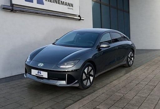 Nocturne gray metallic Gebraucht 2024 Hyundai Ioniq 6 Techniq Limousine | 32.750 € (Superpreis) - Bild 1/4