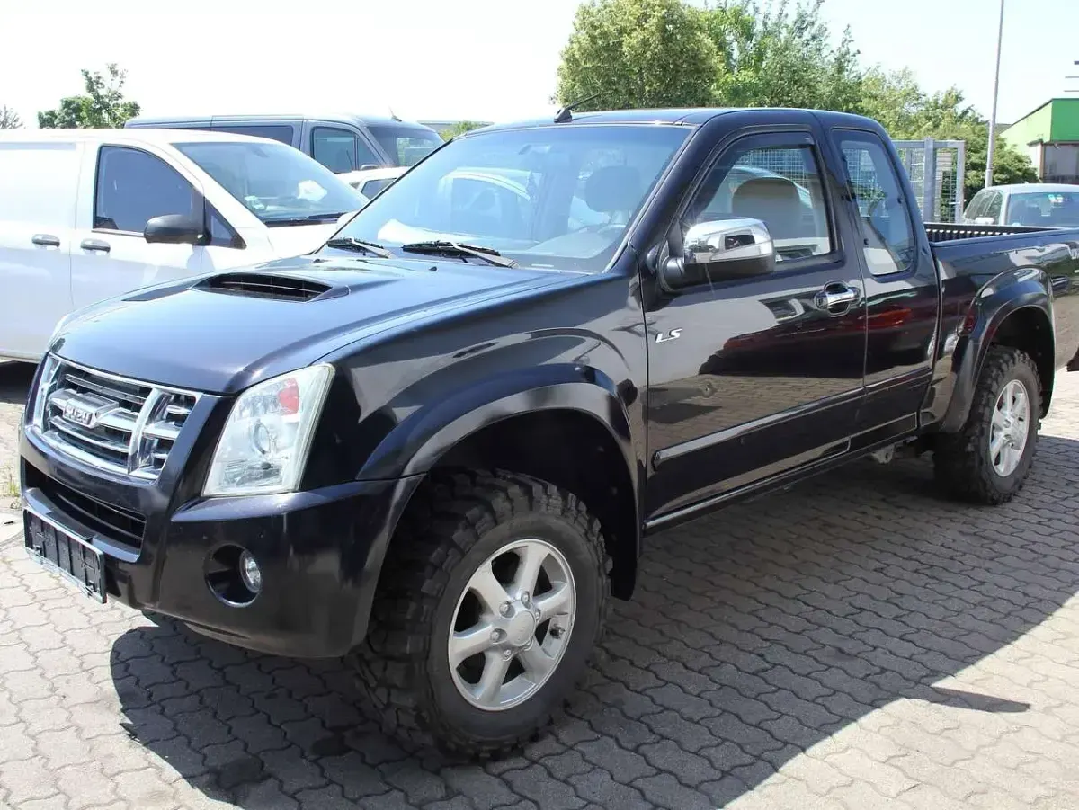 Gebraucht Isuzu D-Max 163 PS (119 kW) 2010 Schwarz Pickup