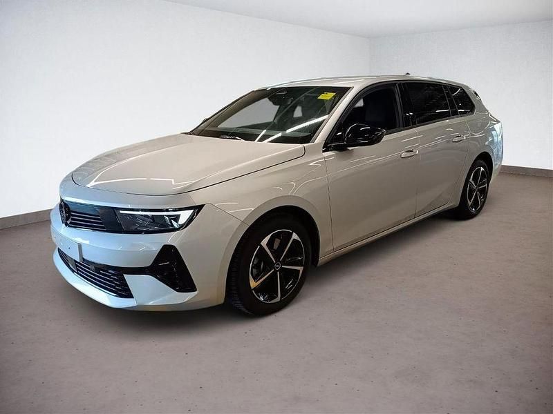 Gebraucht Opel Astra 131 PS (96 kW) 2024 Silber Kombi