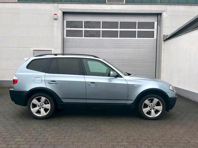 Gebraucht BMW X3 231 PS (169 kW) 2004 Blau SUV