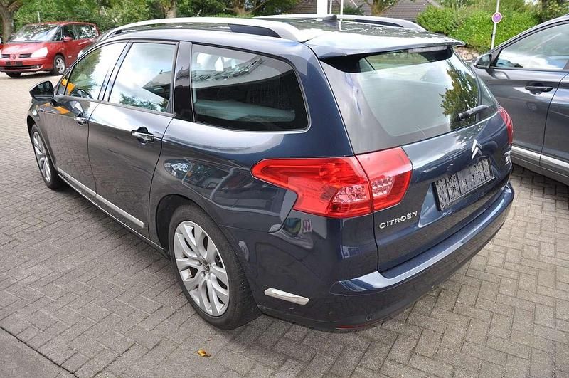 Gebraucht Citroën C5 Tendance 140 PS (102 kW) 2010 Blau Kombi