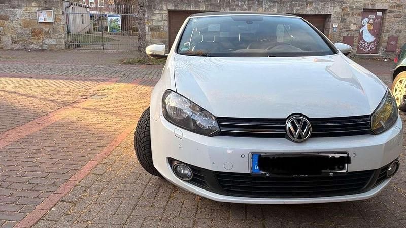 Gebraucht VW Golf Cabriolet Basis 122 PS (89 kW) 2014 Weiß Cabrio