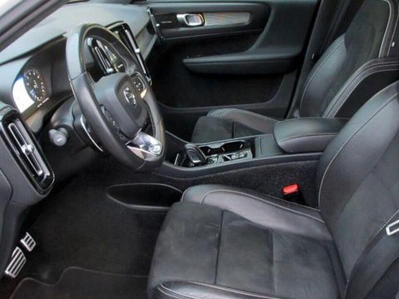 Gebraucht Volvo XC40 R-Design 190 PS (139 kW) 2019 Weiß SUV