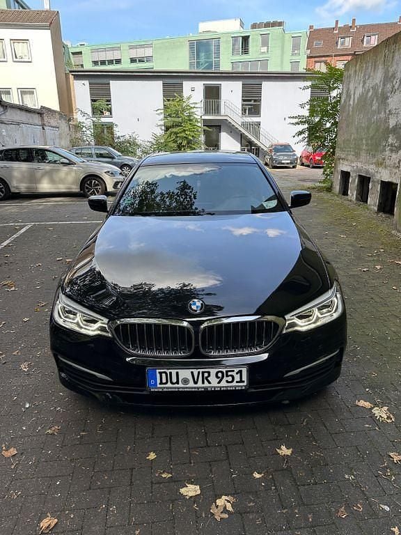 Gebraucht BMW 520 Efficient Dynamics 190 PS (139 kW) 2017 Schwarz Limousine