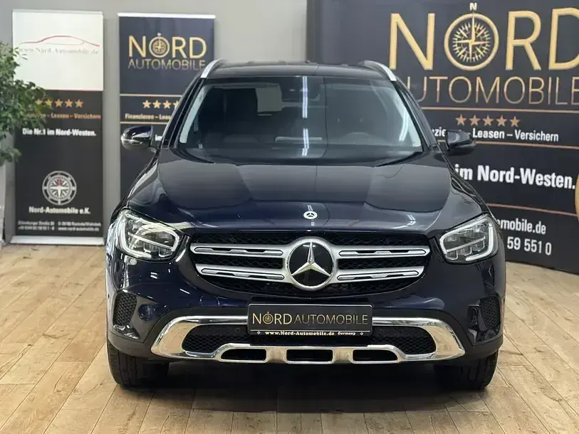 Gebraucht Mercedes GLC200 163 PS (119 kW) 2020 Blau SUV