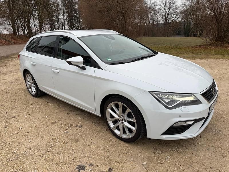 Weiß Gebraucht 2017 Seat Leon FR Kombi | 13.900 € (Fairer Preis) - Bild 1/4