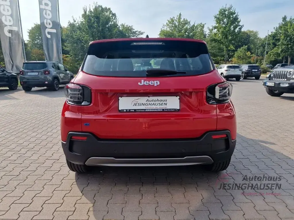 Gebraucht Jeep Avenger EV Longitude Plus 114 kW (156 PS) 2024 Ruby red SUV