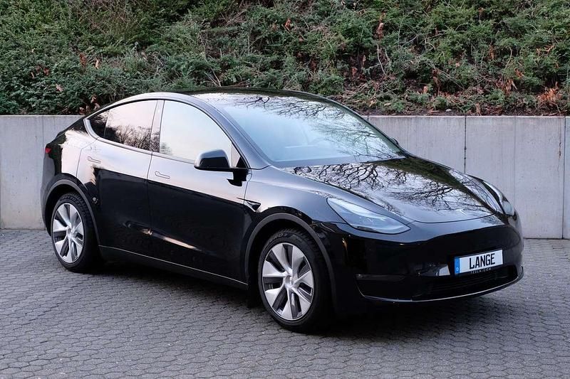 Gebraucht Tesla Model Y RWD 255 kW (347 PS) 2023 Schwarz  uni SUV