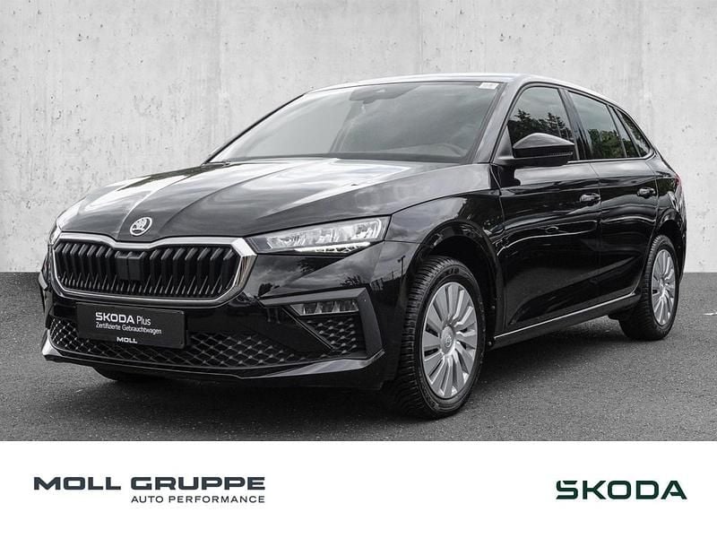 Schwarz Gebraucht 2024 Skoda Scala Essence Kleinwagen | 18.980 € (Guter Preis) - Bild 1/4