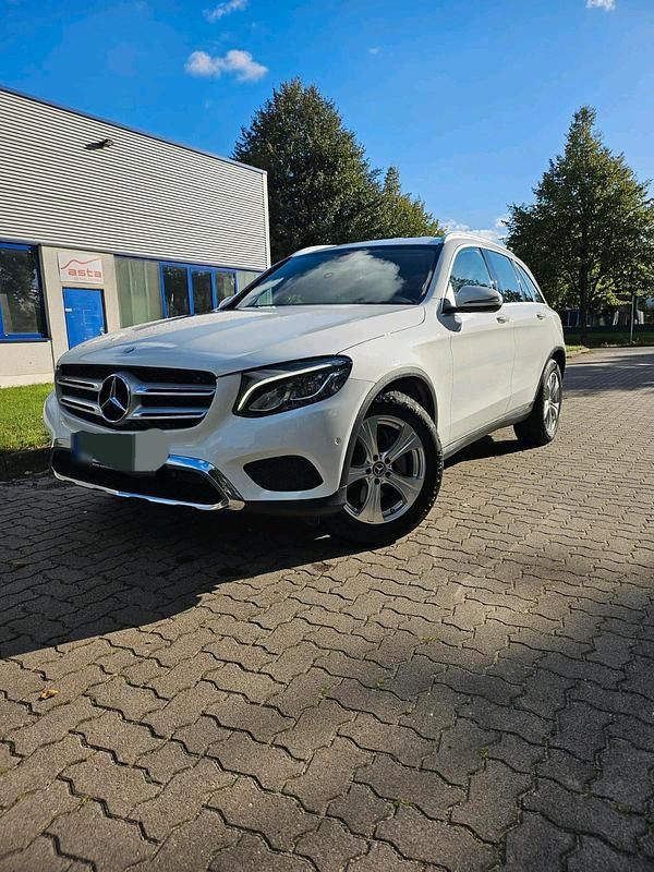 Gebraucht Mercedes GLC220 170 PS (125 kW) 2016 Weiß SUV
