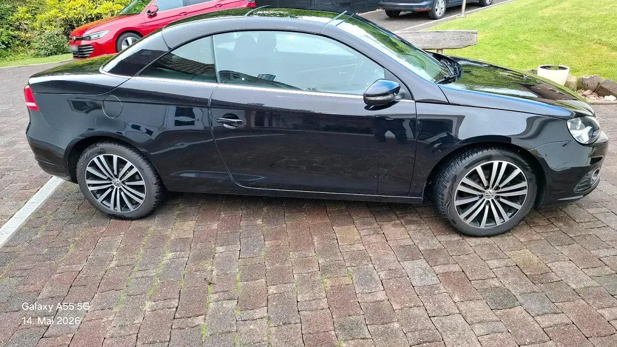 Gebraucht VW Eos 122 PS (89 kW) 2014 Schwarz Cabrio