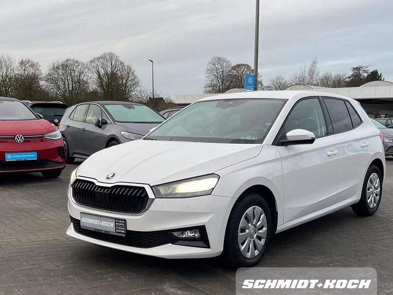 Gebraucht Skoda Fabia Selection 116 PS (85 kW) 2024 Weiß Limousine